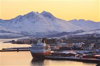Tromso pier. Photo by Shigeru Ohki, Hurtigruten